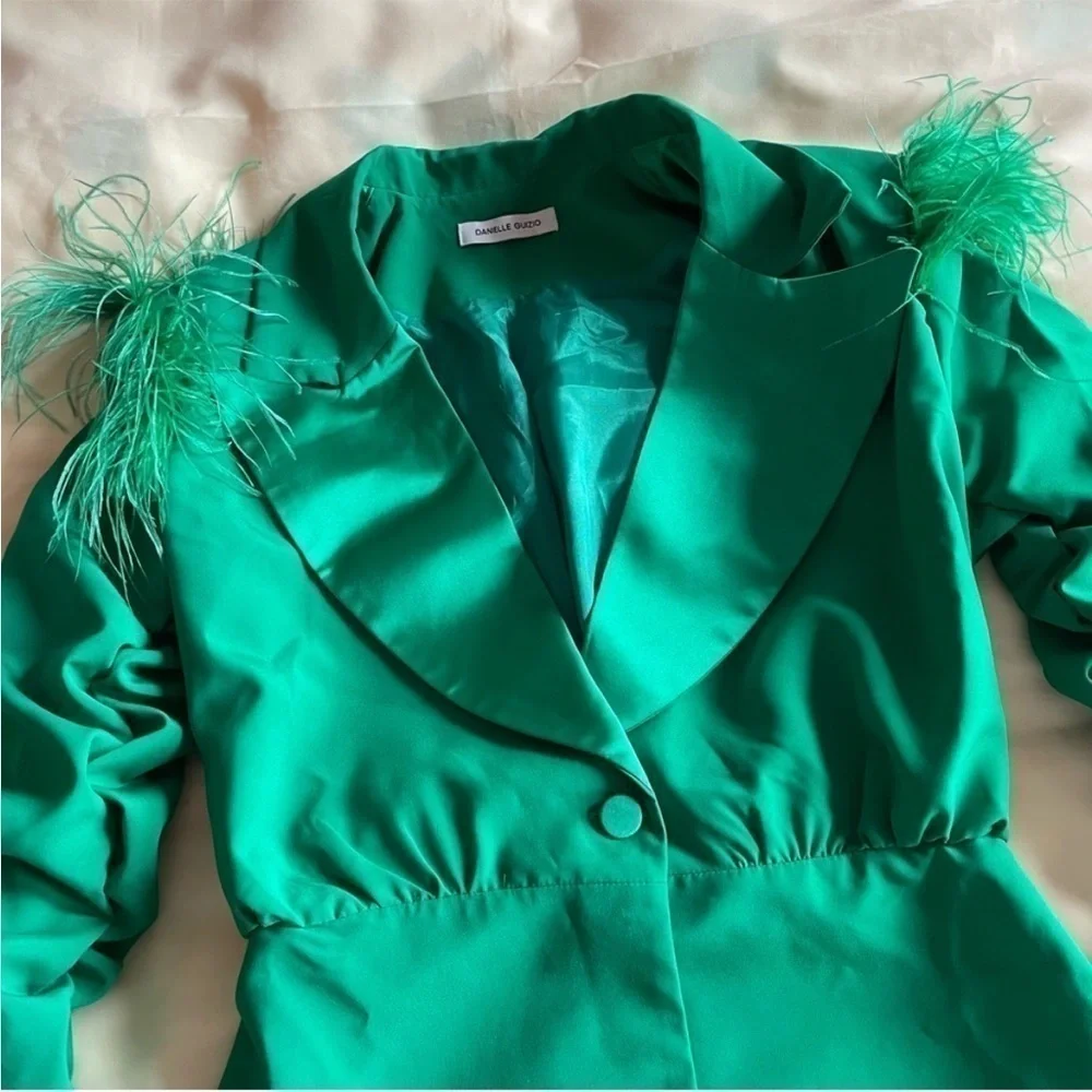 Danielle Guizio- Green Asymmetrical Blazer Dress W Ruched Sleeve Feathers Size M